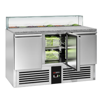 Stół Sałatkowy PREMIUM - 1368 mm - szklana nadstawka dla 8x GN 1/6 - 3 drzwi - Prime Gastro