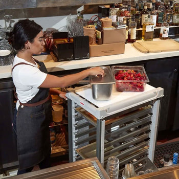 CAMBRO | CAMSHELVING® Wózek na 9 pojemników GN 1/1 - Prime Gastro