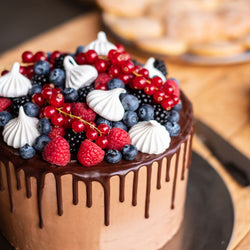 Witryny ekspozycyjne na ciasta - 1500 mm - z oświetleniem LED & 2 półkami