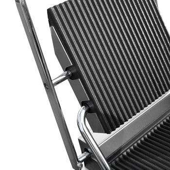 Grill kontaktowy - 2,2 kW - Ryflowana górna i dolna część - Powierzchnia grillowania: 230x230 mm - Prime Gastro