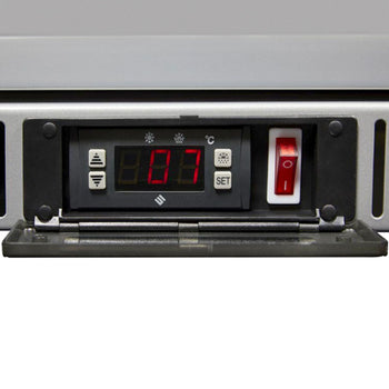 GASTRO-COOL | Chłodziarka barowa - 1350 mm - 312 litrów - z 3 szklanymi drzwiami na zawiasach - srebrna - Prime Gastro