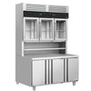 Stół chłodniczy – 1350 x 800 mm – z regałem chłodniczym przyściennym – z 3 drzwiami szklanymi u góry i 3 drzwiami u dołu – z powierzchnią roboczą