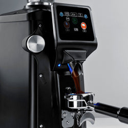 Młynek do kawy profesjonalny - 1,2kg - z chłodzeniem żaren - Ø65mm płaskie żarna - automatyczne rozpoznawanie kolby - elektroniczne dozowanie - Czarny