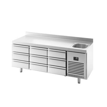 Stół chłodniczy Premium PLUS - 1960x700 mm - z 1 zlewem, 9 szufladami & panelem tylnym - Prime Gastro