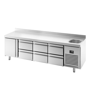 Stół chłodniczy PREMIUM PLUS - 2452x600mm - z 1 drzwiami - z 6 szufladami - z rantem