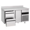 Stół chłodniczy PREMIUM – 1400 x 700 mm – z 1 drzwiami i 2 szufladami – z rantem