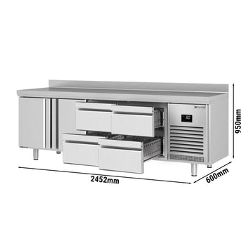Stół chłodniczy PREMIUM PLUS - 2452x600 mm - z 2 drzwiami & 4 szufladami & panelem tylnym
