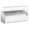 Lada chłodnicza – 2500 mm – z prostą szybą przednią – biały panel przedni