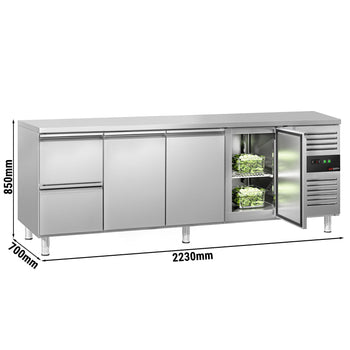 Stół chłodniczy ECO - 2230x700 mm - z 3 drzwiami & 2 szufladami - Prime Gastro