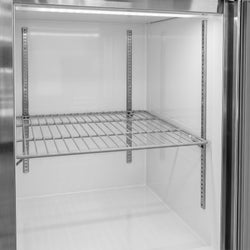 Lodówka magazynowa – stal nierdzewna ECO – GN 1/1 – 2500 litrów – z 6 półdrzwiami