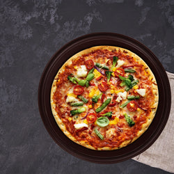 (12 szt.) Talerz do pizzy – polietylen – Ø 320 mm – z rowkiem na sok – brązowy, zdjęcie 6 z 6