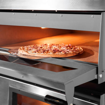 Pizzaofen_in_use_2