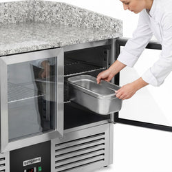Stół chłodniczy do pizzy ECO - 1400x700mm - z blatem granitowym - 3 drzwi przeszklone - z nadstawką chłodniczą - 6x GN 1/4