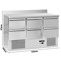 Stół chłodniczy ECO - 1365x700 mm - 6 szuflad & panelem tylnym