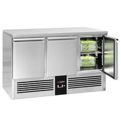 Stół chłodniczy PREMIUM – 1370 x 700 mm – z 3 drzwiami