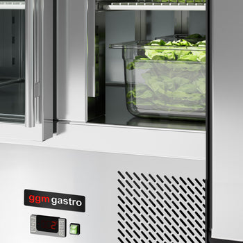 Saladette ECO - 1370 mm - 3 szklane drzwi - z wlotem na 4x GN 1/1 i pokrywą ze stali nierdzewnej - Prime Gastro