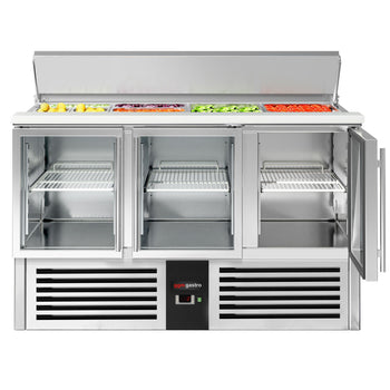 Saladette PREMIUM – 1370 mm – 3 szklane drzwi – z otworem na 4 pojemniki GN 1/1 i pokrywą ze stali nierdzewnej - Prime Gastro