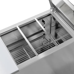 Stół chłodniczy sałatkowy PREMIUM – 450 mm – z 1 drzwiami – z otworem na 1x GN 1/1 i pokrywą ze stali nierdzewnej