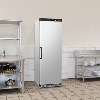 Chłodziarka skrzyniowa ze stali nierdzewnej PREMIUM – 400 litrów – z 1 drzwiami – wnętrze drzwi z tworzywa sztucznego - Prime Gastro