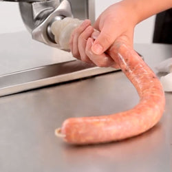 Elektryczna nadziewarka do kiełbas - stal nierdzewna - pionowa - 30l - 180W - w zestawie: pedał nożny i (4 lejki do kiełbas i 3 lejki do churros)