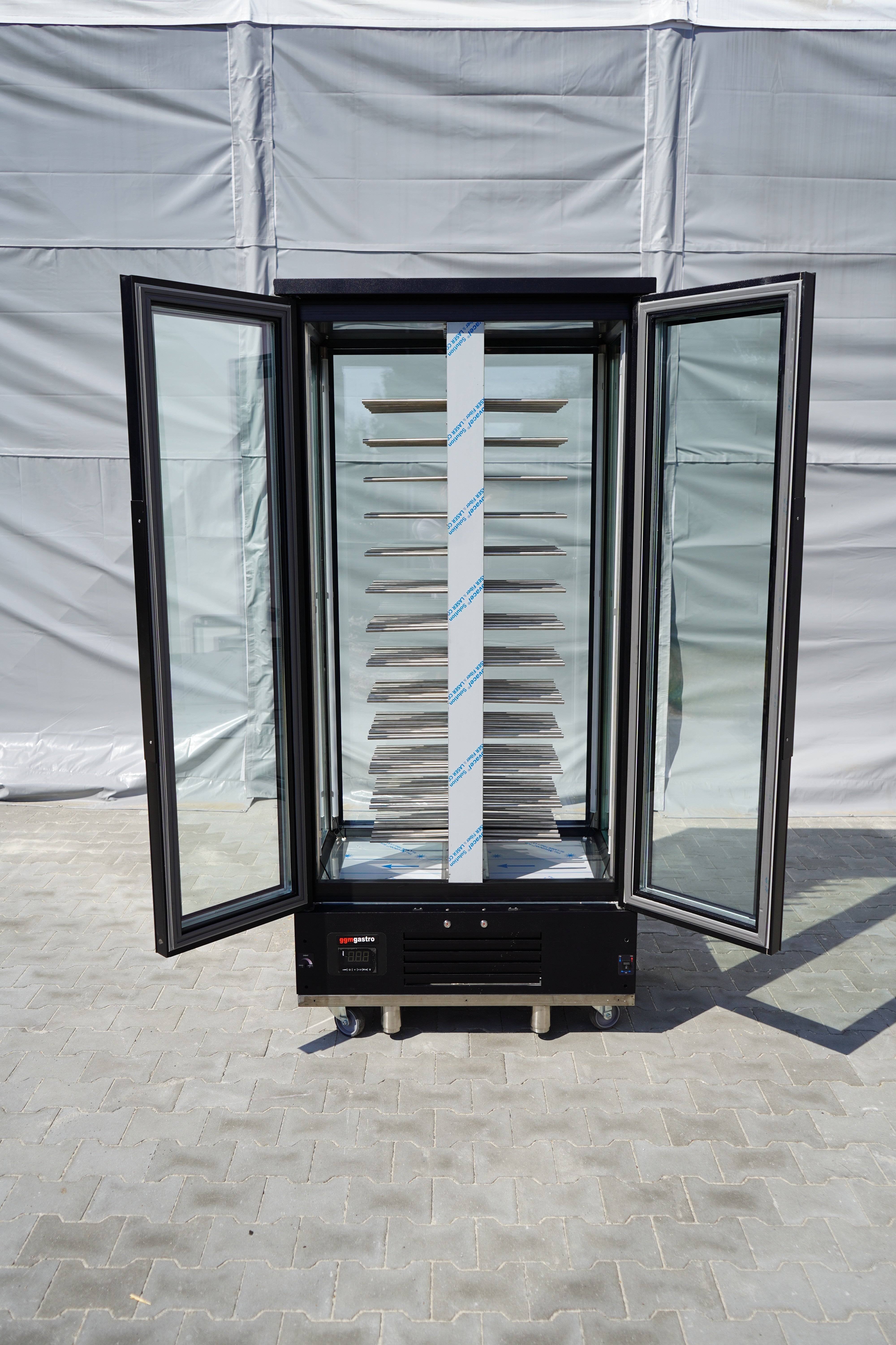 Panorama wine cooler - 1 climate zone - 120 liters - max. 104 bottles