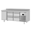 Stół chłodniczy Premium PLUS – 1960 x 700 mm – z 1 drzwiami i 4 szufladami 1/2 – z rantem