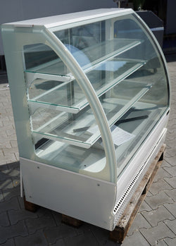Lada cukiernicza - 1300 mm - z oświetleniem LED i 3 półkami