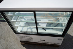 Lada cukiernicza - 1300 mm - z oświetleniem LED i 3 półkami