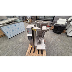 Gazowy robot do kebaba - 4 palnikowa - maks. 95 kg