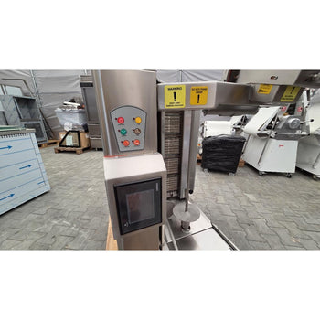 Gazowy robot do kebaba - 4 palnikowa - maks. 95 kg - Prime Gastro