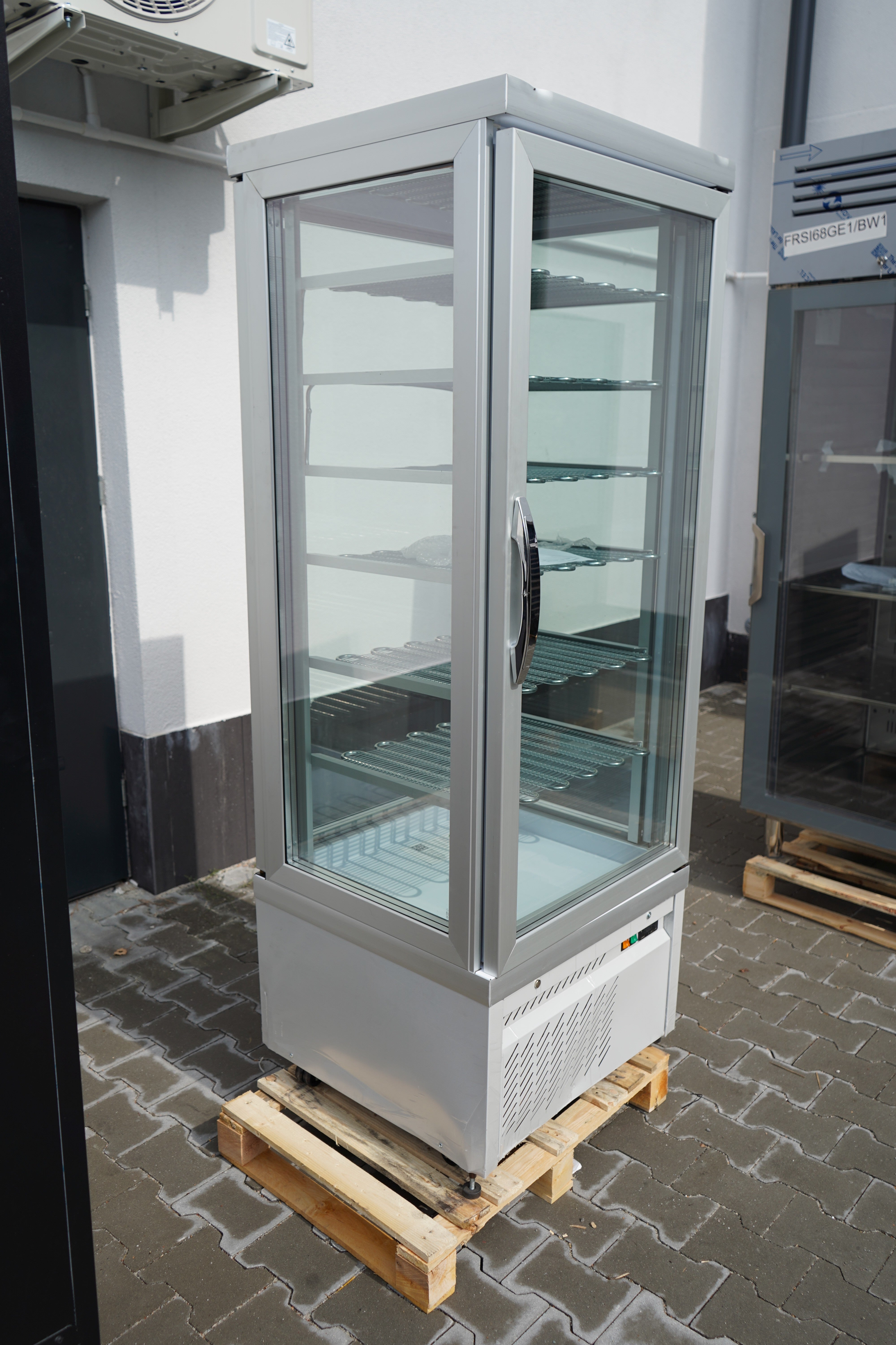 Panoramic freezer display cabinet - 430 liters - 670 mm - 6 shelves - silver