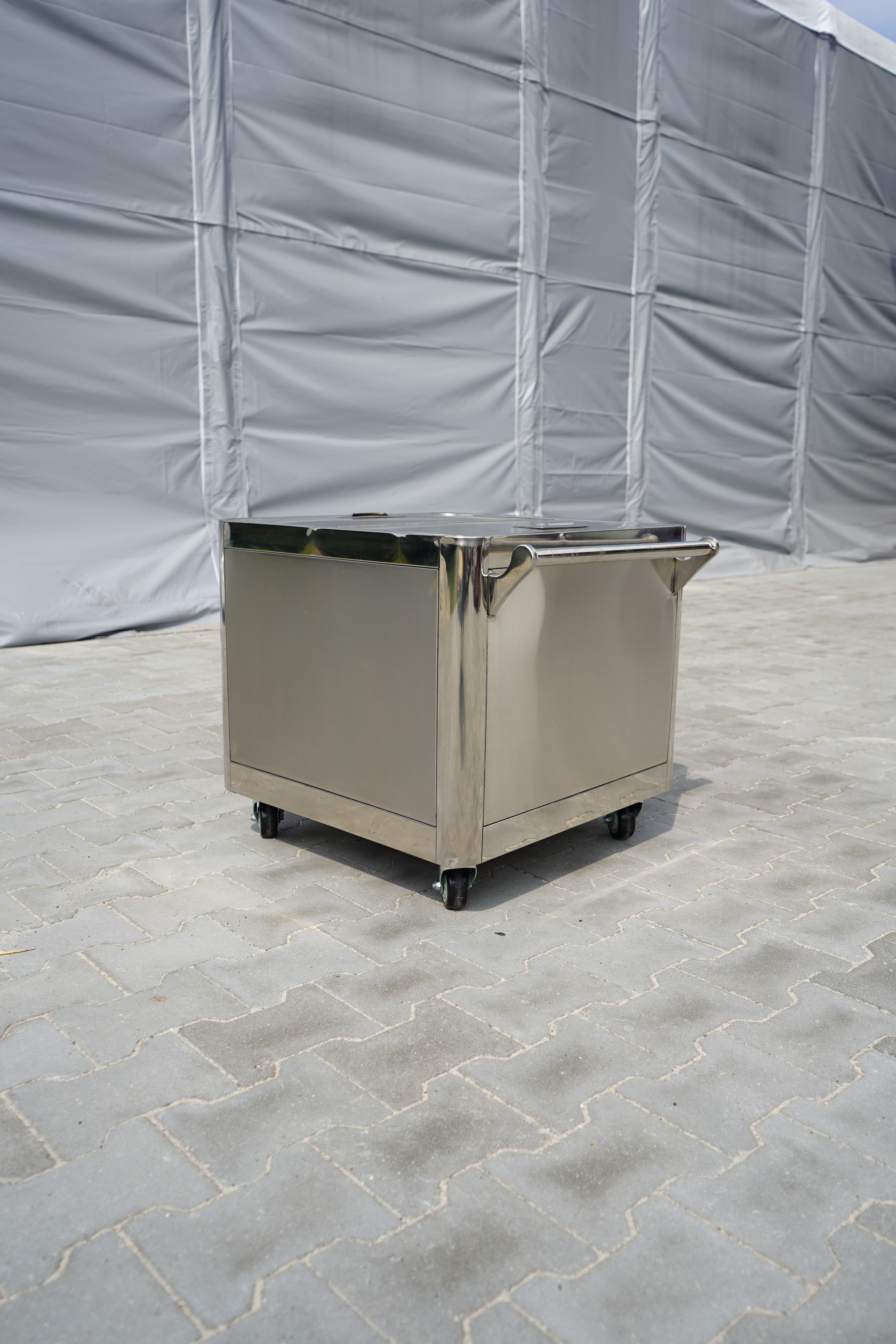 Flour trolley / ingredients trolley - 156 liters - made of stainless steel