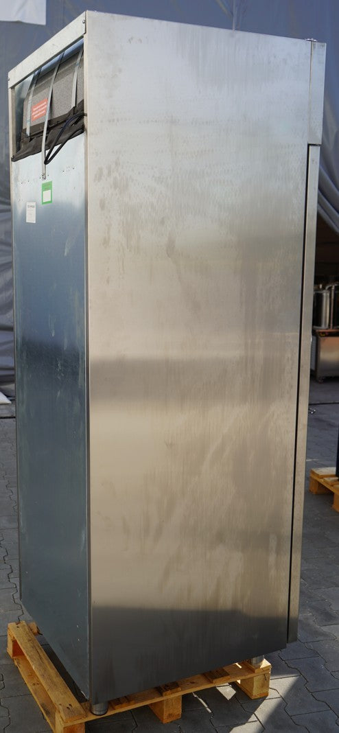 PREMIUM stainless steel freezer - GN 2/1 - 700 liters - with 1 door